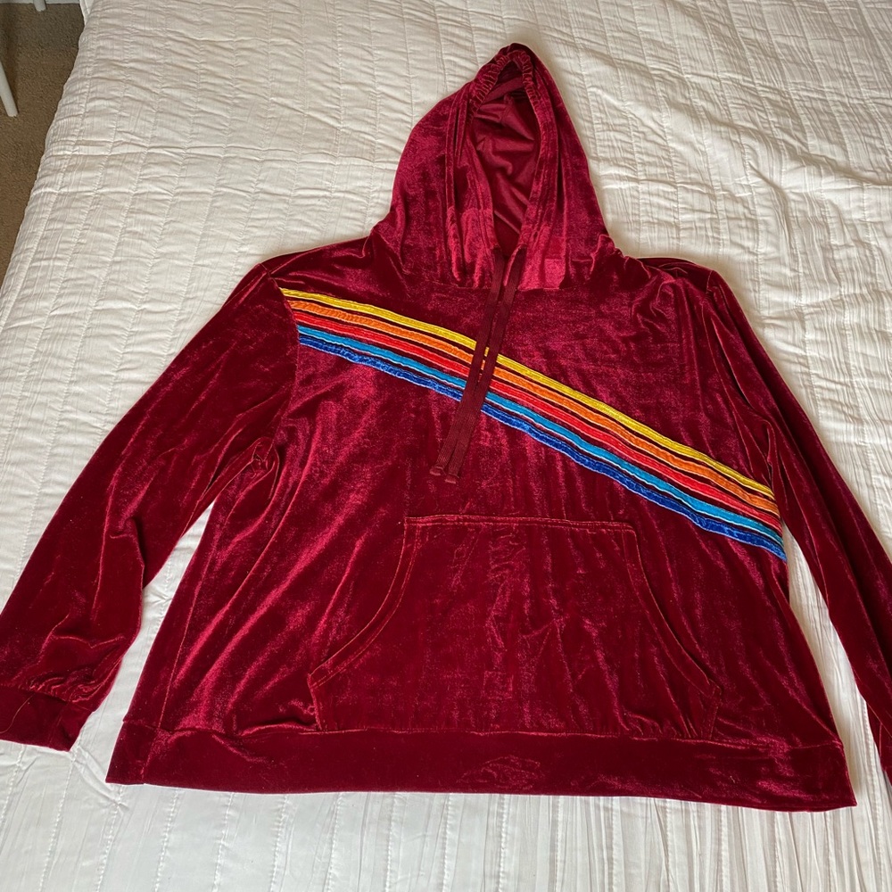 Velvet Sweatsuit Set - Picture 4 of 6
